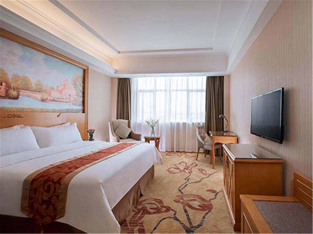 Vienna Internation Hotel Shenzhen Guanlan Guanguang Road Exterior foto