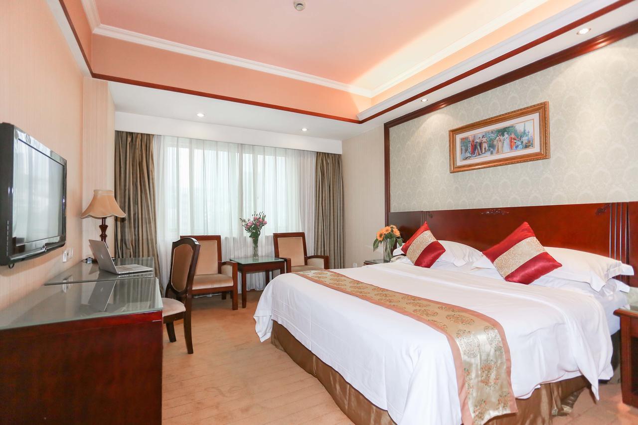 Vienna Internation Hotel Shenzhen Guanlan Guanguang Road Exterior foto