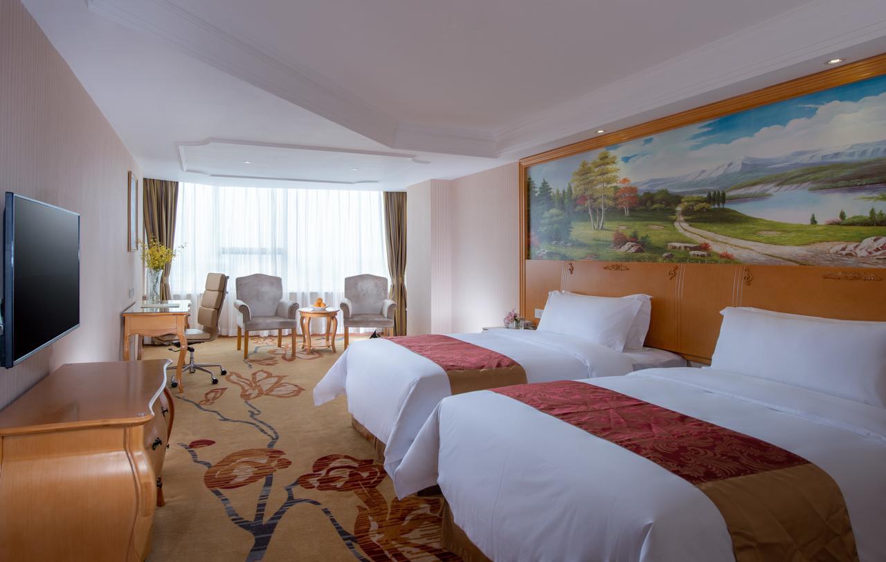 Vienna Internation Hotel Shenzhen Guanlan Guanguang Road Exterior foto